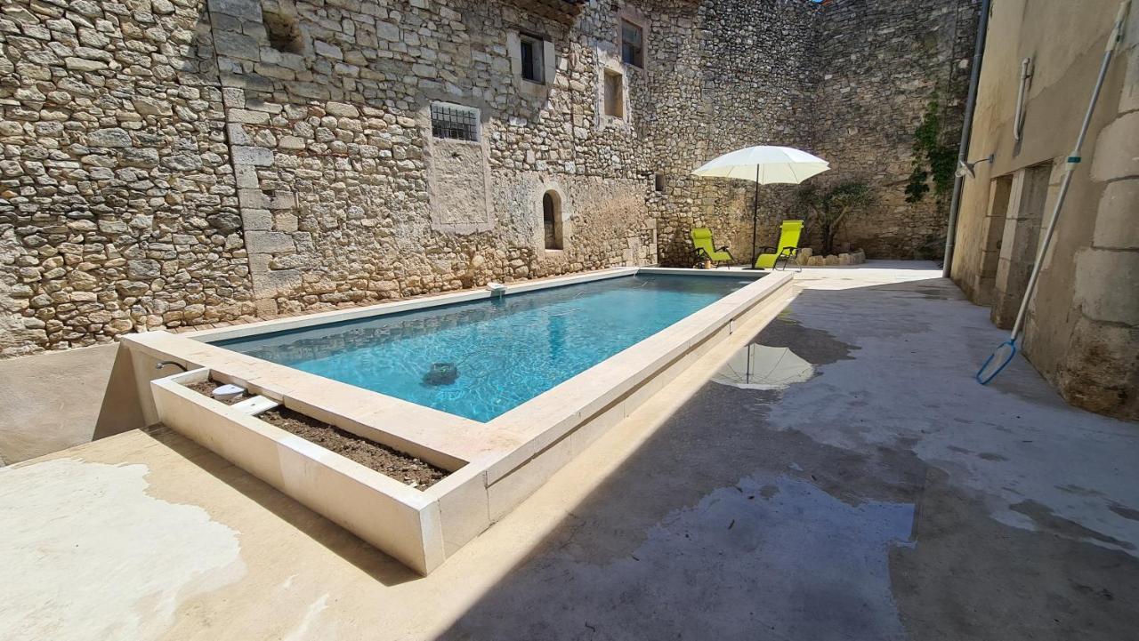 La Maison Bleue Céreste المظهر الخارجي الصورة