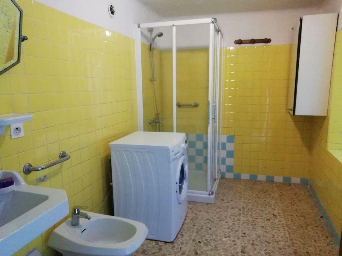 La Maison Bleue Céreste المظهر الخارجي الصورة